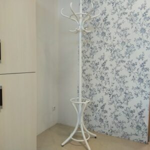 Вешалка в Калининграде