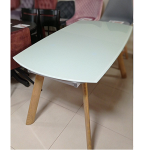 Стол обеденный в Калининграде