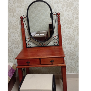 Туалетный столик в Калининграде